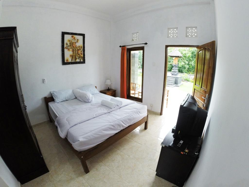Uluwatu Made Guesthouse Екстер'єр фото