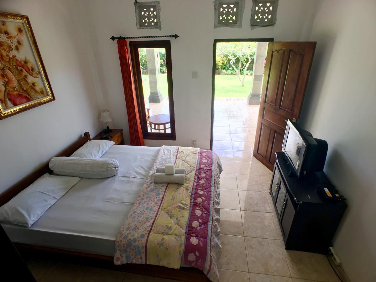 Uluwatu Made Guesthouse Екстер'єр фото